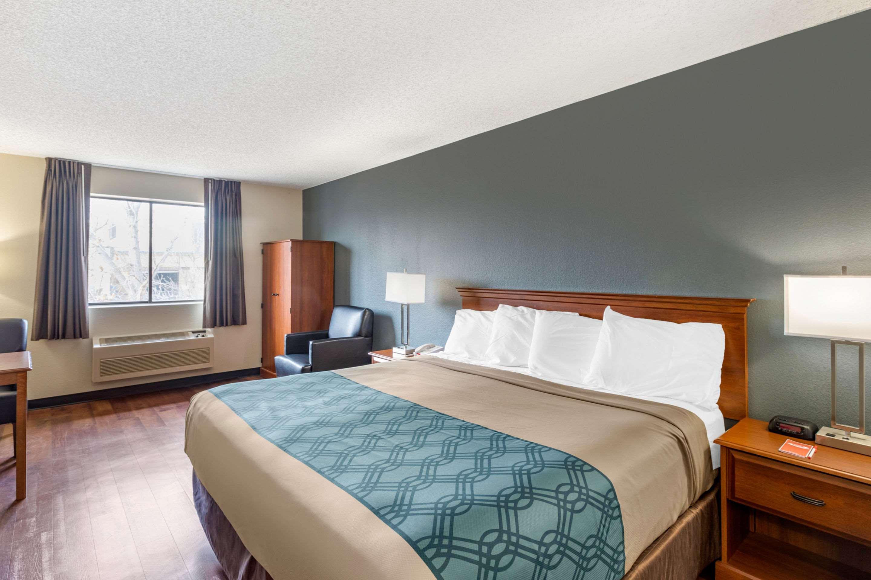 Econo Lodge Firestone Екстер'єр фото